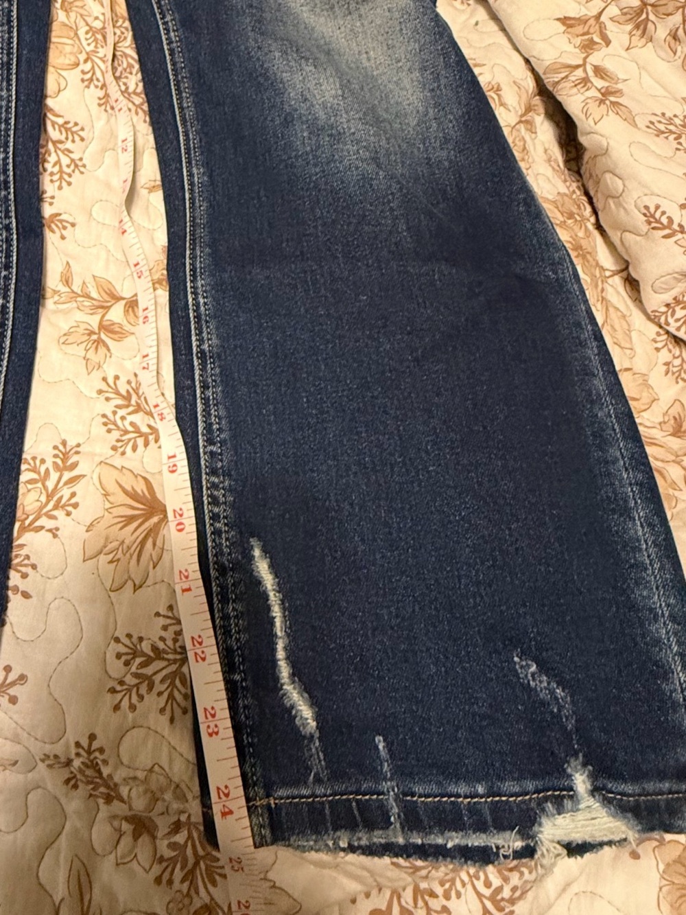 KanCan Dark Blue Distressed Jeans- Cropped
24-24 1/2in inseam - Picture 5 of 5